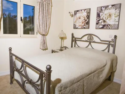 Beautiful Holiday House for 10 Persons, with Swimming Pool