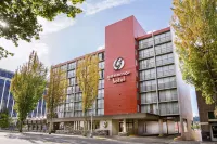 Red Lion Inn & Suites Olympia, Governor Hotel Hotels in der Nähe von Tugboat Sandman