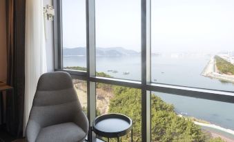 2. 브라운도트호텔 ..