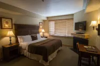 Enormous Condo with Stunning Mountain Views Hotels in Snyderville