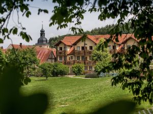 Hollerhöfe - Zu Gast im Dorf