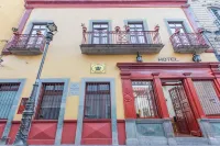 Hotel Santa Regina Hotels near Calle Subterranea