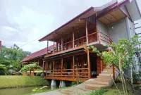 SpringHill Bungalow Hotel dekat Warung Bakso PWD "Tipex"