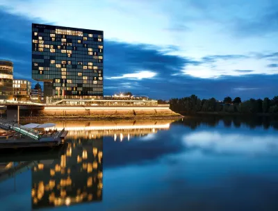 Hyatt Regency Dusseldorf Hotels in der Nähe von St. Andreas