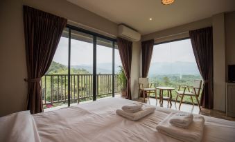 Thanburi Resort