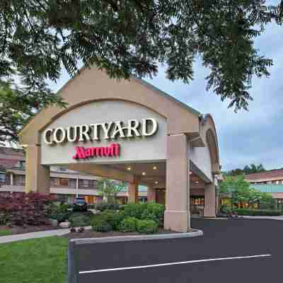 Courtyard Hartford Cromwell Hotel Exterior