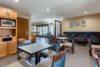 Spark by Hilton Asheville Blue Ridge Parkway - petit déjeuner