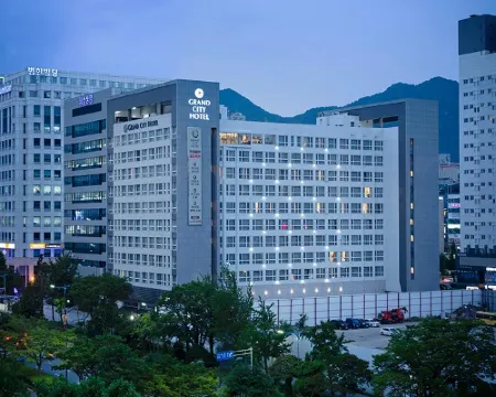 แกรนด์ ซิตี้ โรงแรมชางวอน โรงแรมในชางวอน