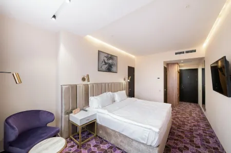 Orient Hotel