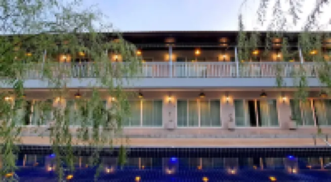 White Jade Villa Resort カオチーチャン周辺のホテル