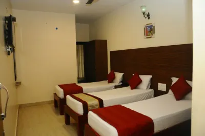 Hotel Lovely Nest Hotels near Mohana Kannan Thottam