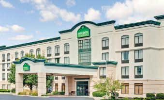 Wingate by Wyndham Cincinnati/Blue Ash