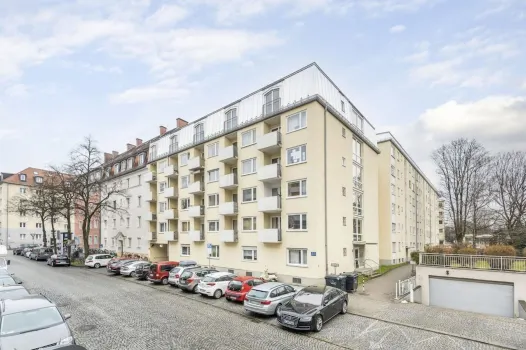 Schwabing 70m Sannierte City Wohnung โรงแรมใกล้Hohenzollernplatz