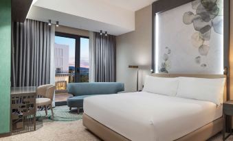 DoubleTree by Hilton Canakkale
