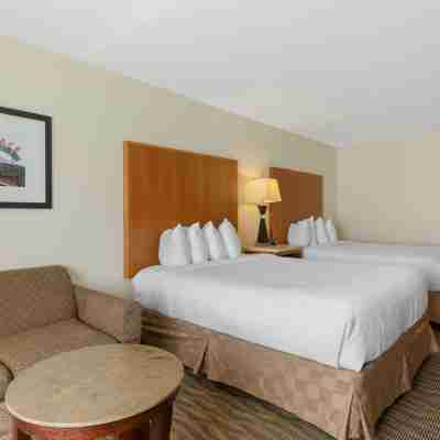 Best Western Plus Park Place Inn  Suites Rooms