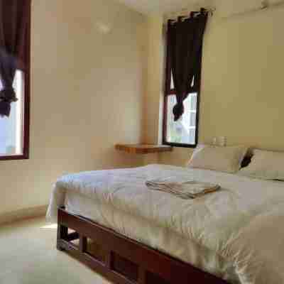 Tatsat Hostel & Cafè Rooms