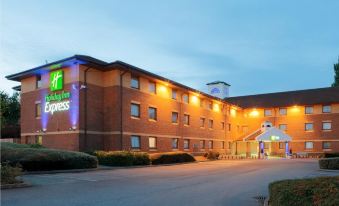 Holiday Inn Express Taunton East