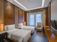 Grand Arjuna Hotel Hotel a Cidadap
