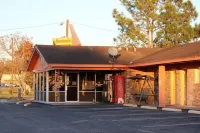 Sportsman Motel Hotels in Colorado County