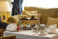 CBH The Tiverton Hotel - breakfast