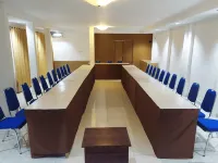 The Garden Hotel Hotels in East Kota