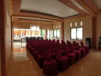 Hollymoon Sekar Ayu Hotel Hotels in Bumijawa