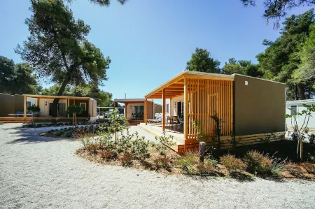 Falkensteiner Premium Mobile Homes and Camping Zadar Отели в г. Jovici