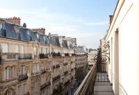 Hotel Mayflower Paris Opera - Airport Shuttle