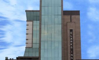 Hotel Clark Inn Kaushambi