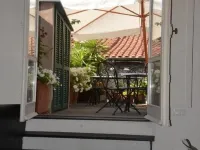 La Terrazza di Vico Olivi B&B Hotels in Latte