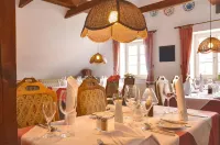 Hotel Schwalenberger Malkasten - breakfast