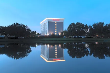 Hampton Inn Orlando-International Airport