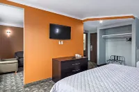 Airport Traveller's Inn