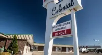 Motel Colonial Hotels in Luceville
