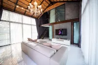 KEPT Cabana Hotels in Лампанг