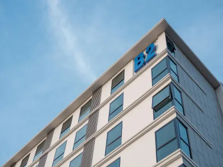 B2 Don Mueang Premier Hotel Отели рядом с достопримечательностью «Phranakhon Rajabhat University»