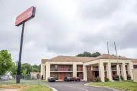 Quality Inn Henderson I-85 Hotel dekat Oxford Downtown Mall