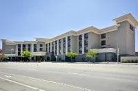 Hampton Inn and Suites Los Angeles Burbank Airport