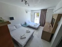 포톡세니아 럭셔리 아파트 Villa Serenity 주변 호텔