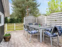 "Hithin" - 800m from the Sea