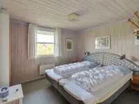 "Holte" - 700m to the Fjord Hotels in Bjerregard