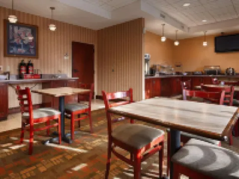 Days Inn by Wyndham Laurel MS Hotels in Jones County