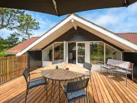 "Cornelia" - 100m to the Fjord