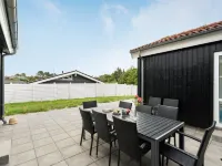 "Bjarki" - 800m from the Sea