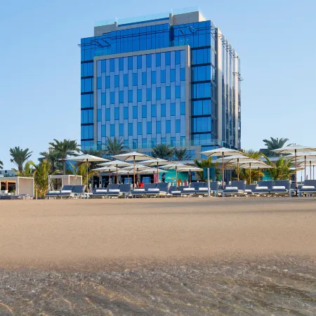 voco DUBAI THE PALM by IHG