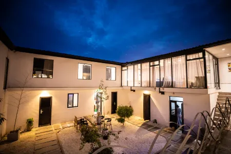 Wuliangtang Healing Art Homestay (Laoshan Scenic Spot) Отели рядом с достопримечательностью «Liuqing Bay»