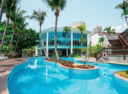 Yoho Beach Resort