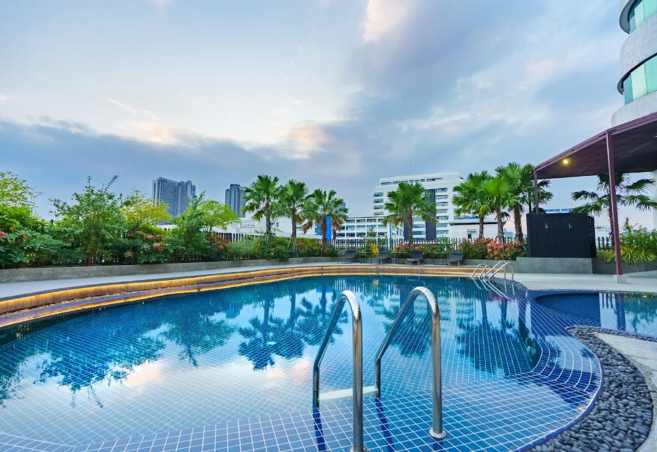 2. 에이-원 방콕 ..