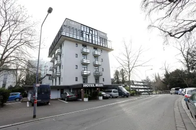 Trip Inn Klee am Park Wiesbaden Hotel dekat Stadtschloss