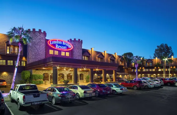 倫敦橋度假酒店